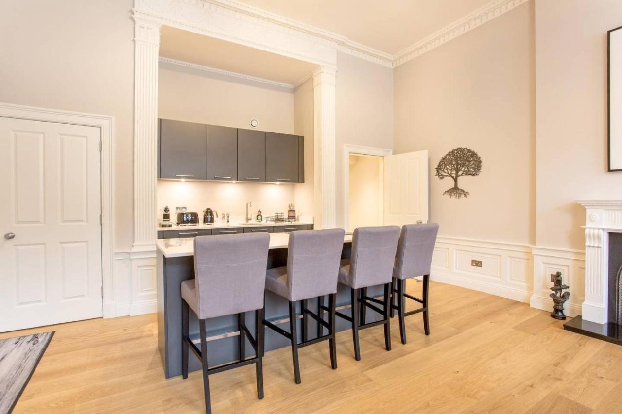 Joivy Exquisite Flat In The City Centre Édimbourg Extérieur photo